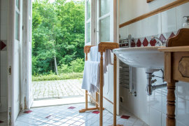 палац сядзіба гасцініца рэстаран начлегі апартаменты нумары ў Польшчы Мазуры